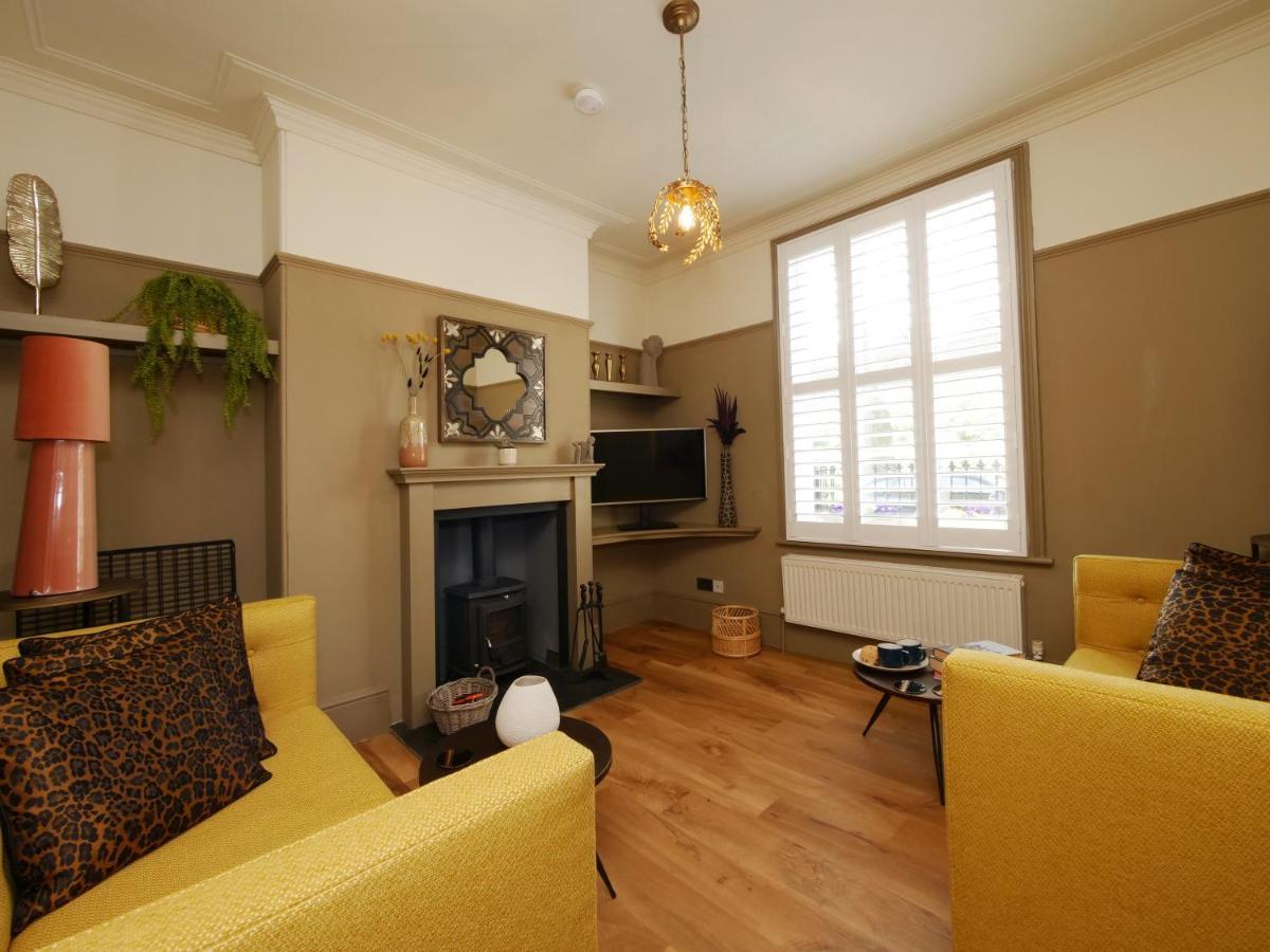Bar Wall Cottage-City Wall Views-Sleeps 5 Йорк Екстер'єр фото
